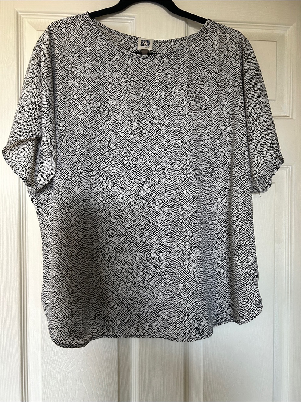 Anne Klein Black and White Printed Short Sleeve Blouse